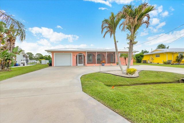 611 SE Harborview Drive, Port St. Lucie, Port St Lucie, FL 34983