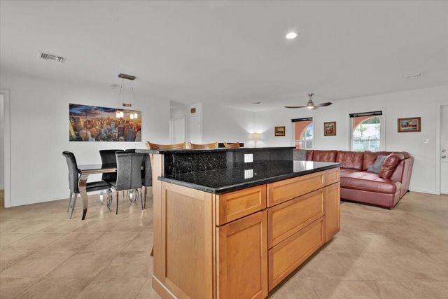 611 SE Harborview Drive, Port St. Lucie, Port St Lucie, FL 34983