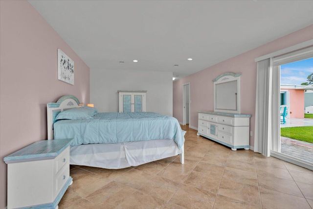 611 SE Harborview Drive, Port St. Lucie, Port St Lucie, FL 34983