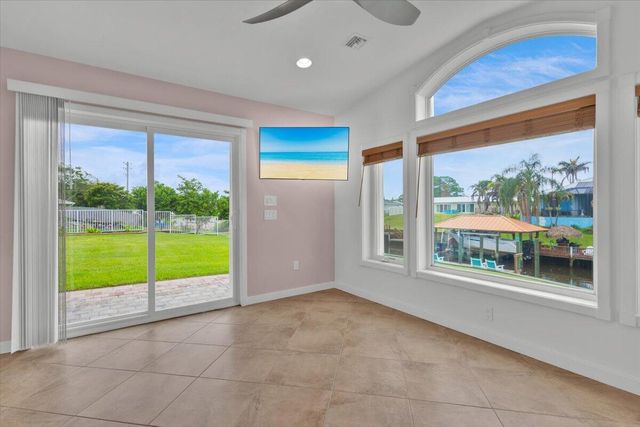 611 SE Harborview Drive, Port St. Lucie, Port St Lucie, FL 34983