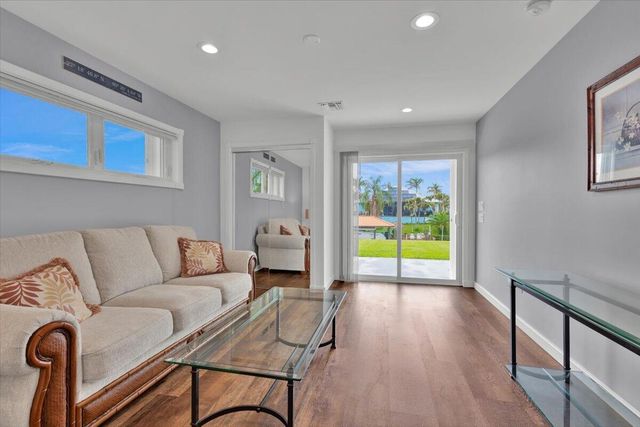 611 SE Harborview Drive, Port St. Lucie, Port St Lucie, FL 34983