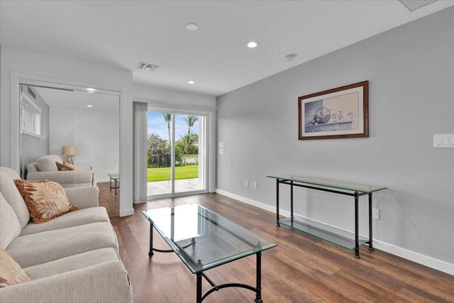 611 SE Harborview Drive, Port St. Lucie, Port St Lucie, FL 34983