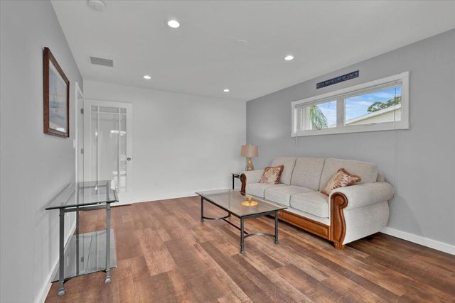 611 SE Harborview Drive, Port St. Lucie, Port St Lucie, FL 34983