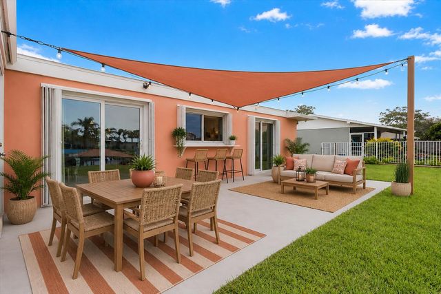 611 SE Harborview Drive, Port St. Lucie, Port St Lucie, FL 34983