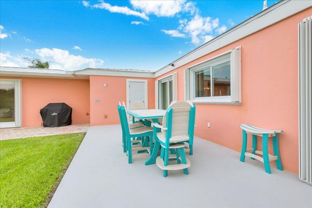 611 SE Harborview Drive, Port St. Lucie, Port St Lucie, FL 34983