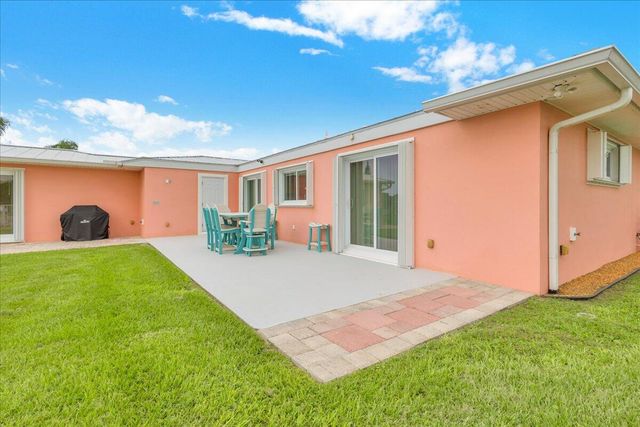 611 SE Harborview Drive, Port St. Lucie, Port St Lucie, FL 34983