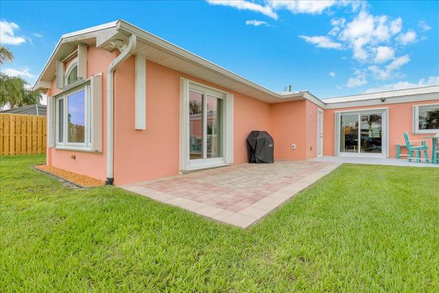 611 SE Harborview Drive, Port St. Lucie, Port St Lucie, FL 34983
