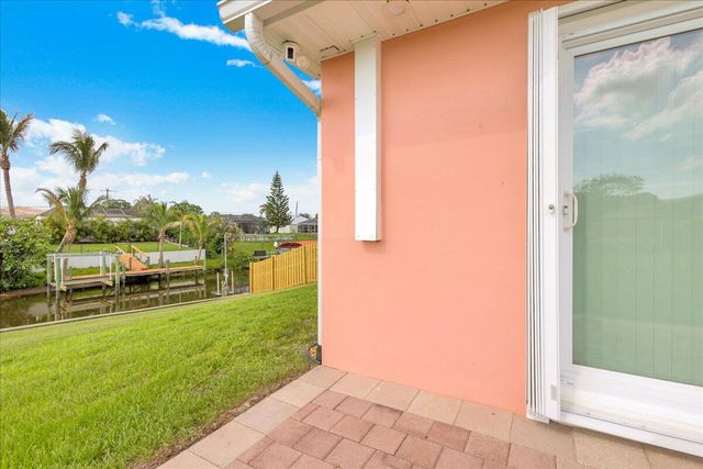 611 SE Harborview Drive, Port St. Lucie, Port St Lucie, FL 34983