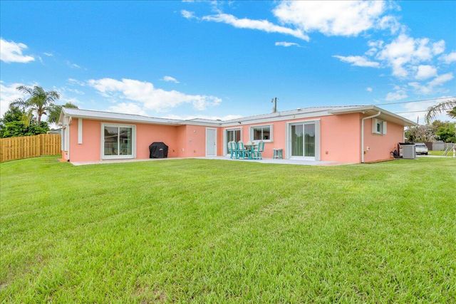 611 SE Harborview Drive, Port St. Lucie, Port St Lucie, FL 34983