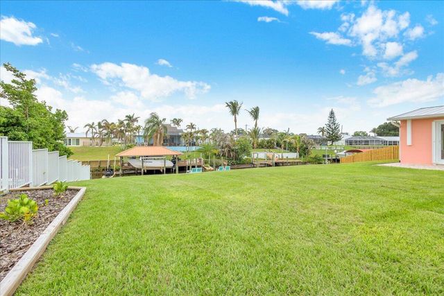 611 SE Harborview Drive, Port St. Lucie, Port St Lucie, FL 34983
