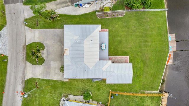 611 SE Harborview Drive, Port St. Lucie, Port St Lucie, FL 34983