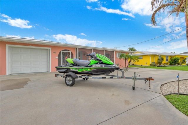 611 SE Harborview Drive, Port St. Lucie, Port St Lucie, FL 34983