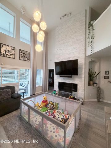 6092 WHITE TIP Road, Jacksonville, FL 32258