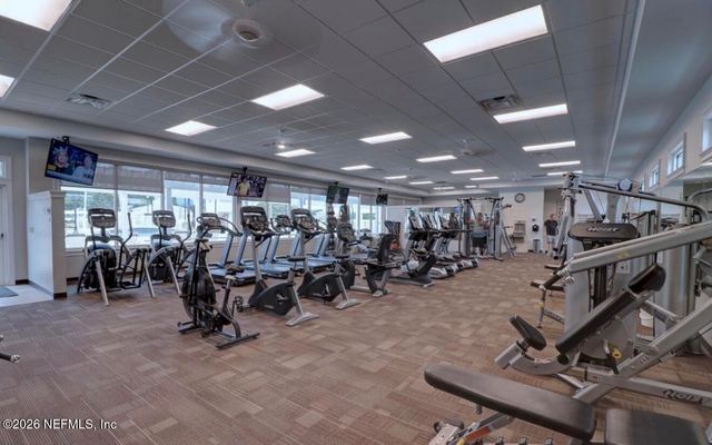 6092 WHITE TIP Road, Jacksonville, FL 32258