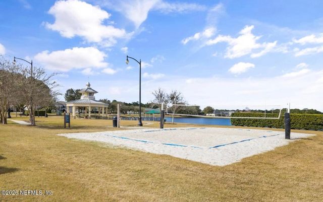 6092 WHITE TIP Road, Jacksonville, FL 32258