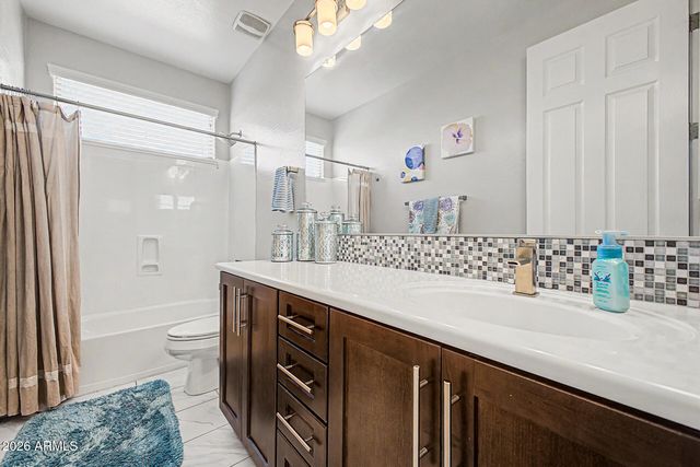 7857 S PENROSE Drive, Gilbert, AZ 85298