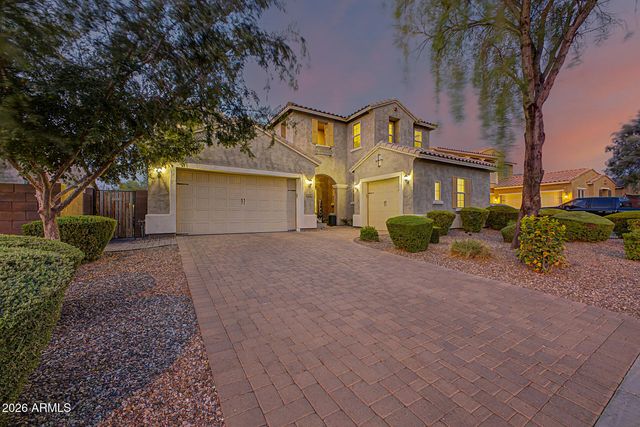 7857 S PENROSE Drive, Gilbert, AZ 85298