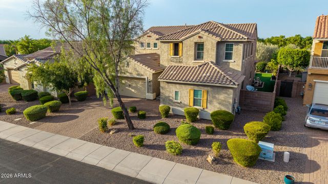 7857 S PENROSE Drive, Gilbert, AZ 85298
