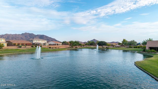 7857 S PENROSE Drive, Gilbert, AZ 85298