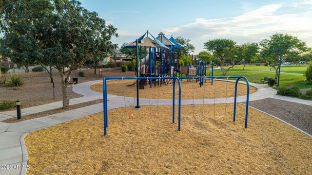 7857 S PENROSE Drive, Gilbert, AZ 85298