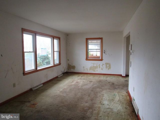 6717 LEHIGH AVE, Harrisburg, PA 17111