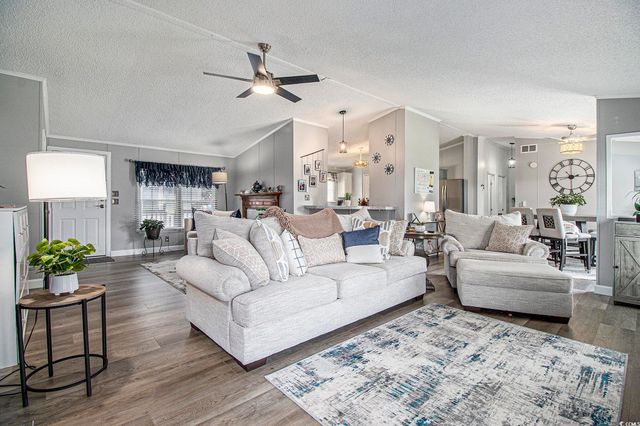492 Folly Estates Dr., Myrtle Beach, SC 29588