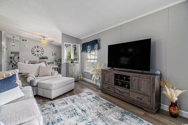 492 Folly Estates Dr., Myrtle Beach, SC 29588