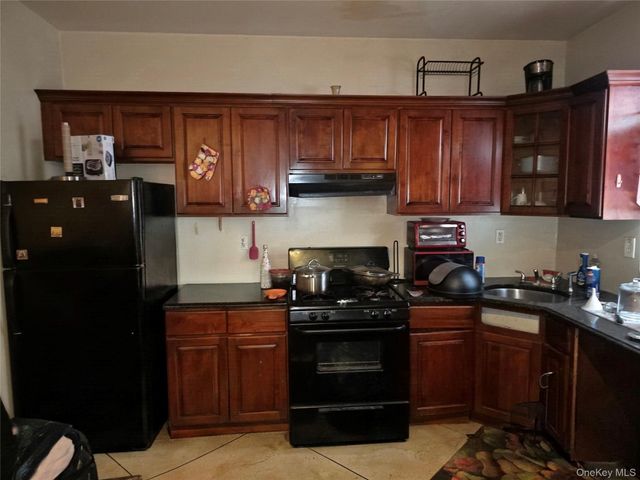 21531 Hollis Avenue, Queens Village, NY 11429