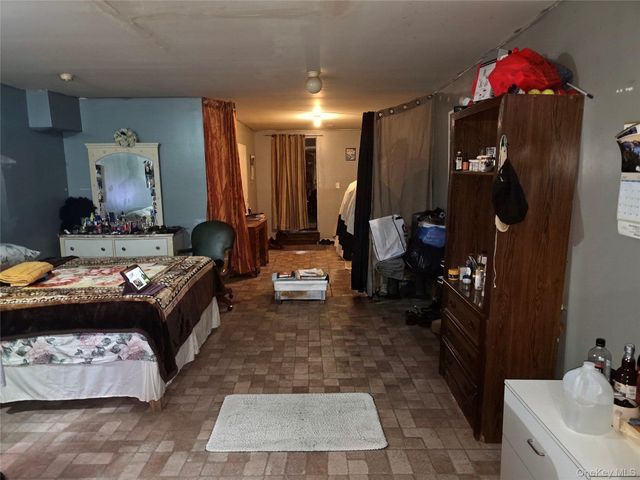 21531 Hollis Avenue, Queens Village, NY 11429