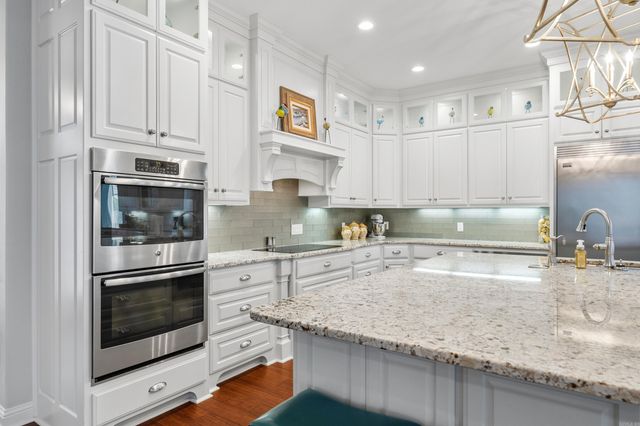 350 Longpoint Rd, Hot Springs, AR 71913