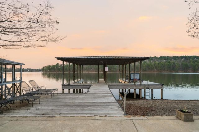 350 Longpoint Rd, Hot Springs, AR 71913