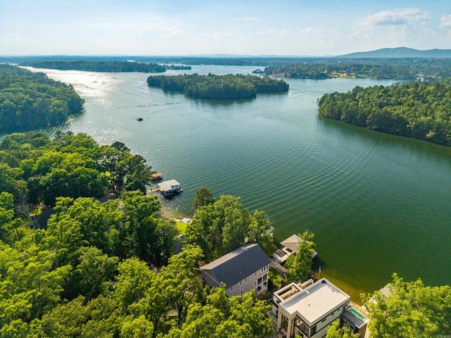 350 Longpoint Rd, Hot Springs, AR 71913