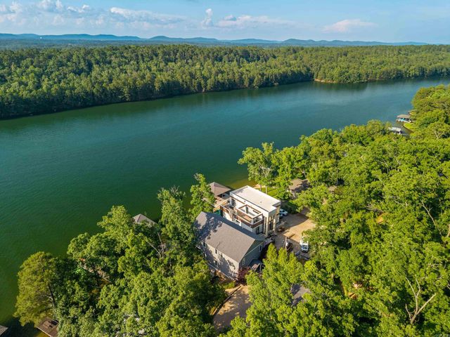 350 Longpoint Rd, Hot Springs, AR 71913