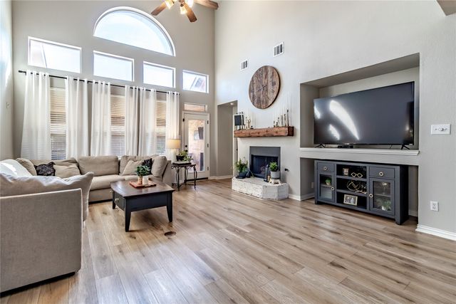 296 Ashwood Lane, Sunnyvale, TX 75182