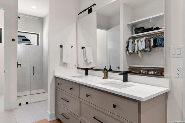 23115 Henness Pass, San Antonio, TX 78255