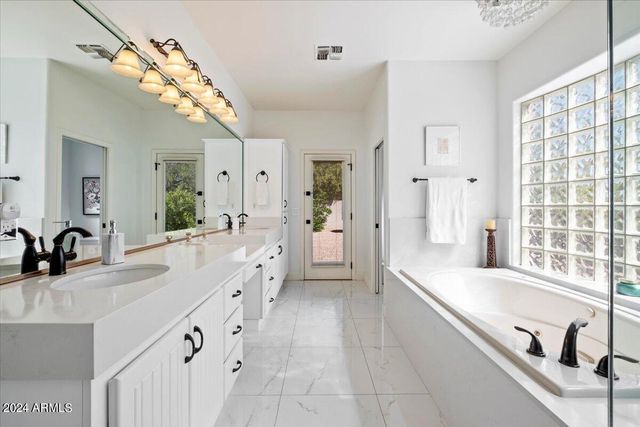 9458 E Desert Cove Avenue, Scottsdale, AZ 85260