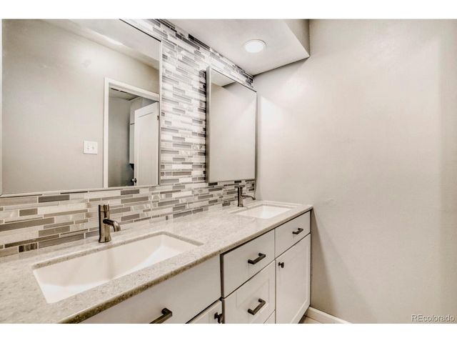 12542 W Florida Dr, Lakewood, CO 80228