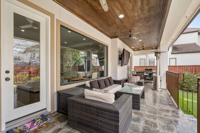 4916 Valerie Street, Bellaire, TX 77401