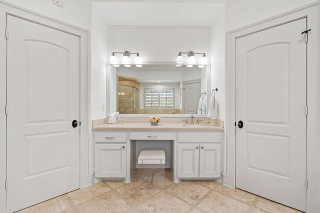 4916 Valerie Street, Bellaire, TX 77401