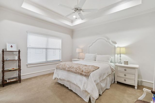 4916 Valerie Street, Bellaire, TX 77401