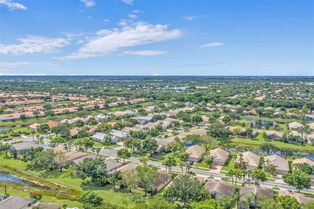 8046 Duomo Circle, Boynton Beach, FL 33472