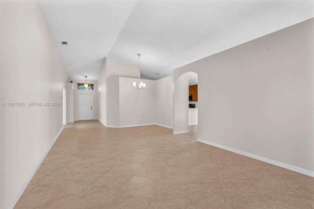 8046 Duomo Circle, Boynton Beach, FL 33472