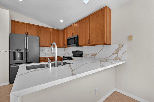 8046 Duomo Circle, Boynton Beach, FL 33472