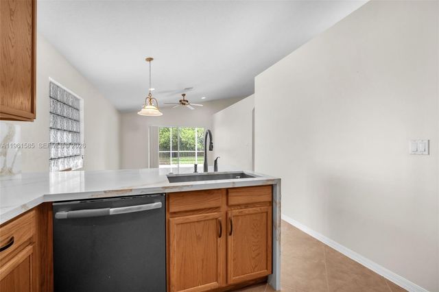 8046 Duomo Circle, Boynton Beach, FL 33472