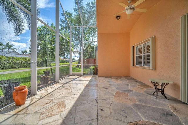 8046 Duomo Circle, Boynton Beach, FL 33472