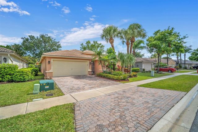 8046 Duomo Circle, Boynton Beach, FL 33472