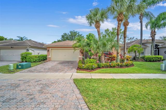 8046 Duomo Circle, Boynton Beach, FL 33472