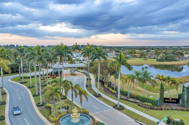 8046 Duomo Circle, Boynton Beach, FL 33472