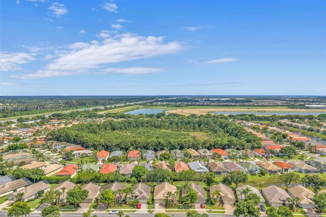 8046 Duomo Circle, Boynton Beach, FL 33472