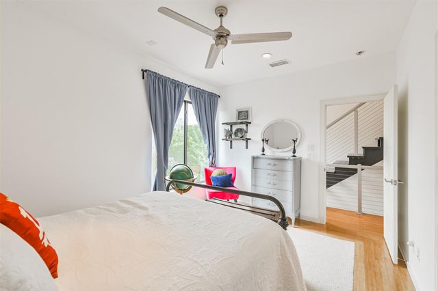406 Pacific Street, Houston, TX 77006